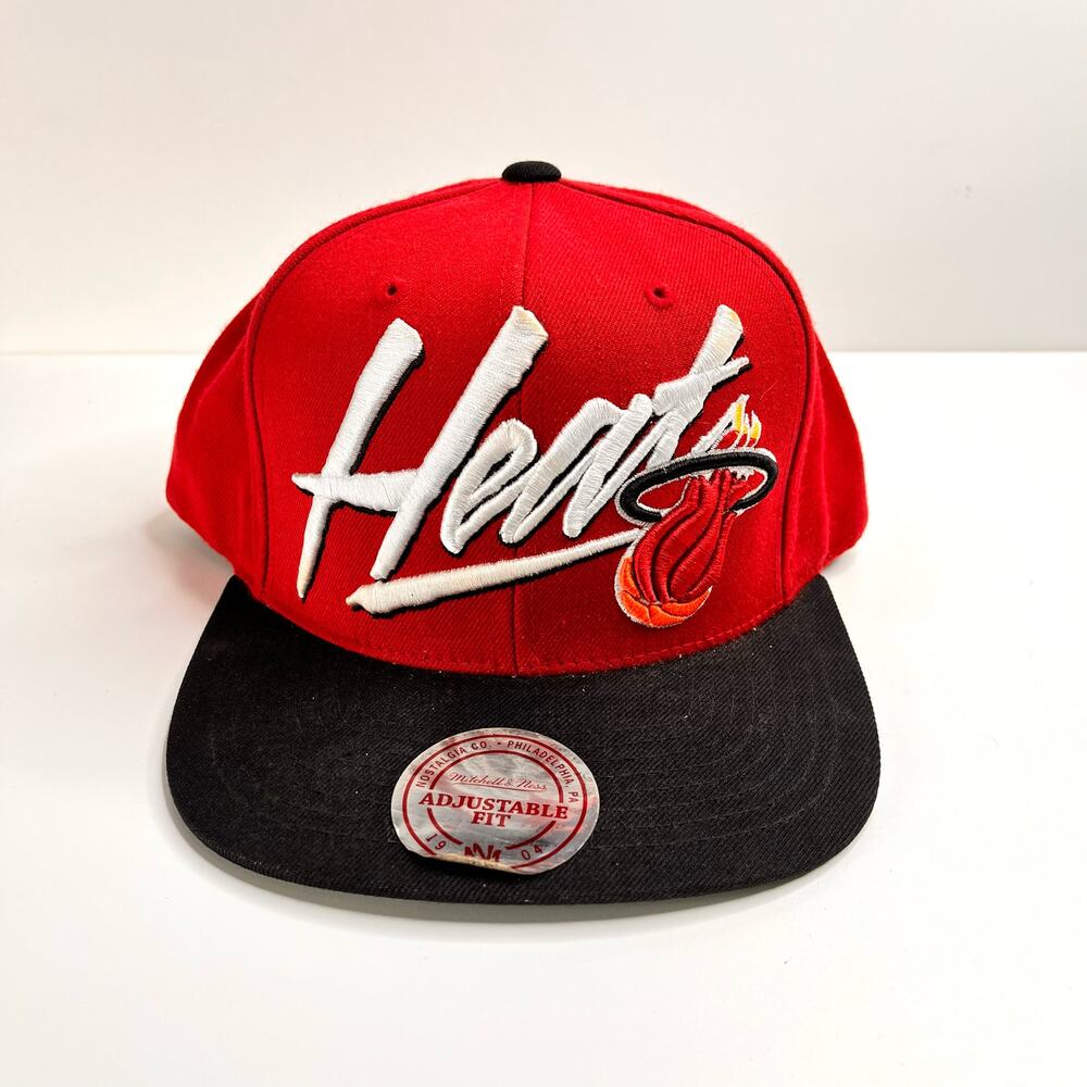Miami Heat Mitchell & Ness Hardwood Classics Snapback Hat Cap Men NBA Red Black
